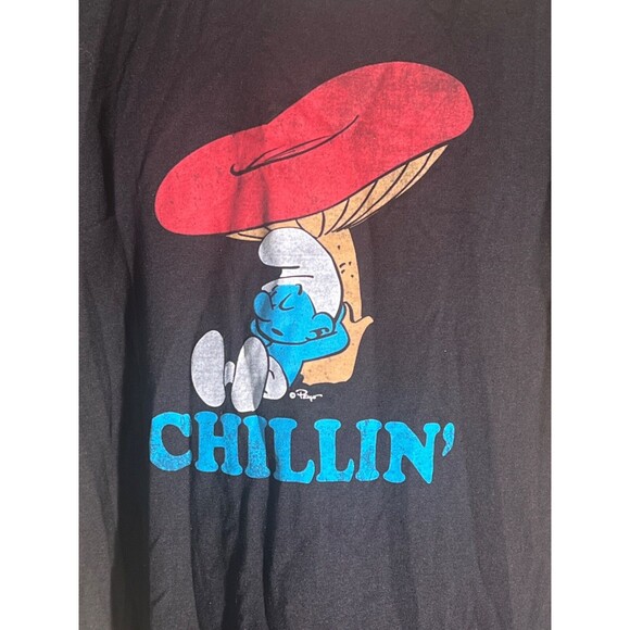 THE SMURFS "CHILLIN' Short Sleeve Black T-Shirt Large - Picture 2 of 5
